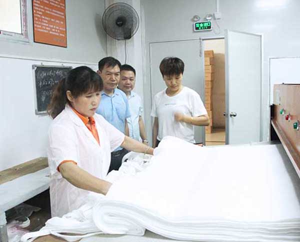 无胶棉现场考察